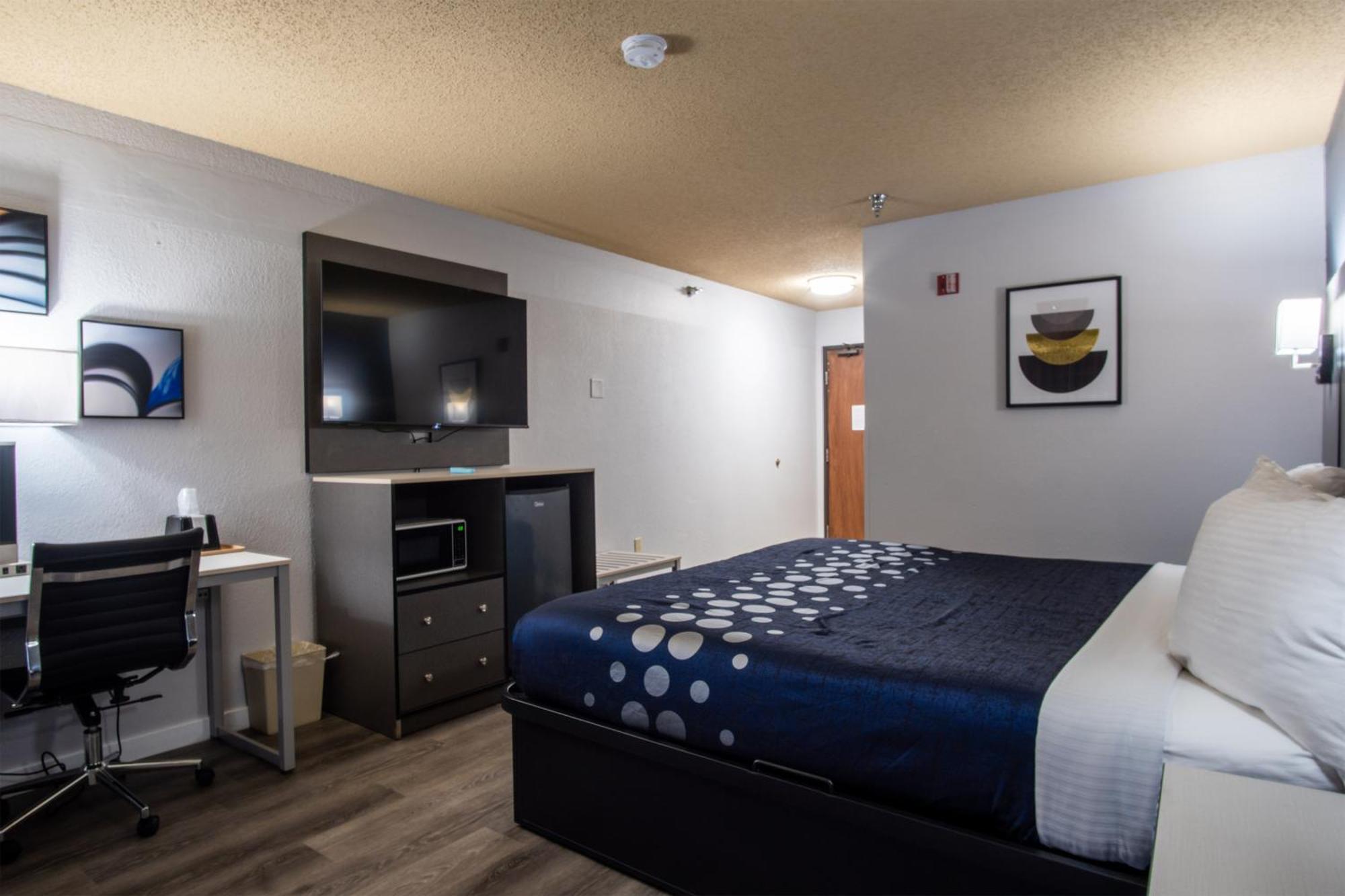 Coratel Inn And Suites By Jasper Eagan St Paul Airport & Mall Of America Exterior photo